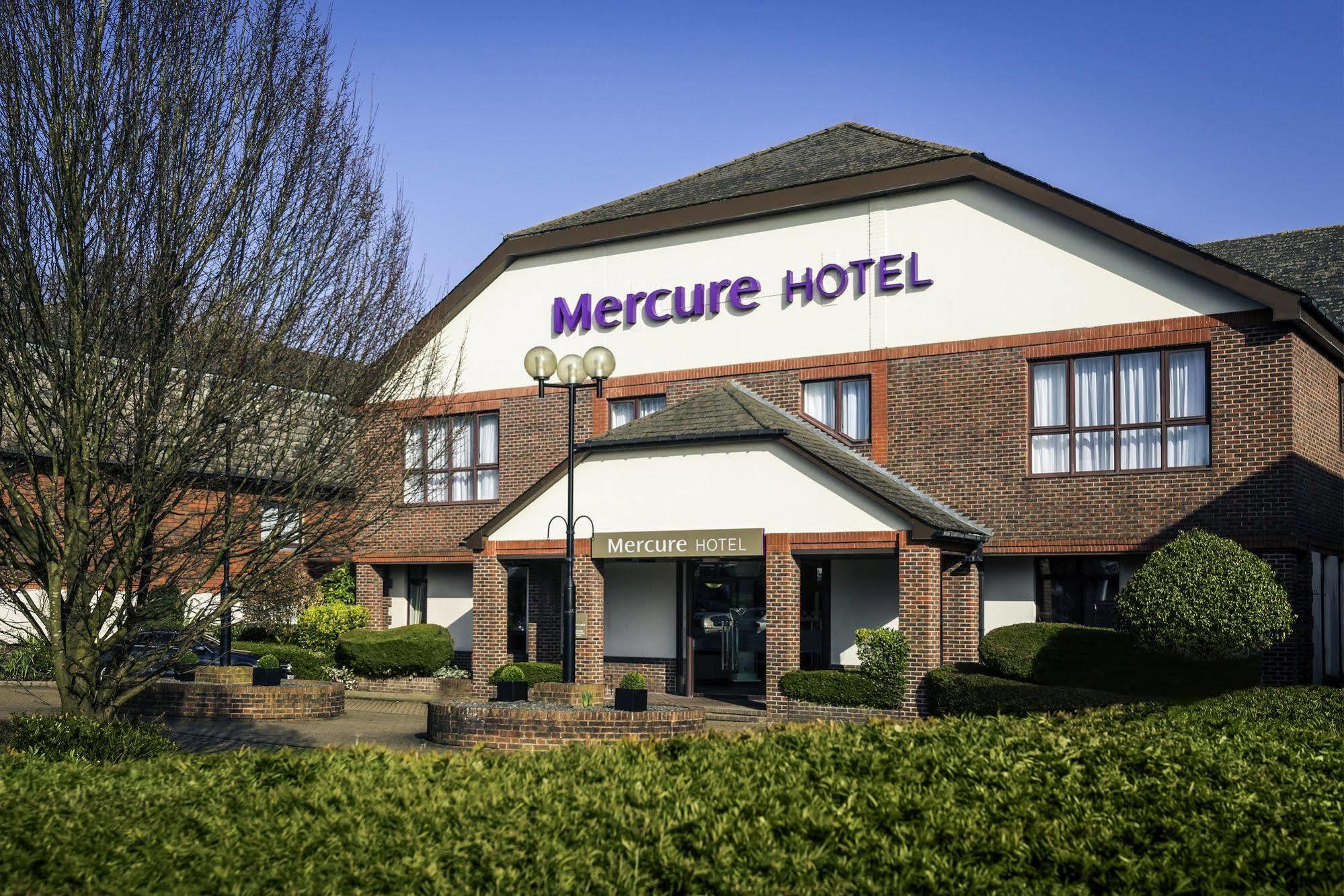 Mercure Dartford Brands Hatch Hotel & Spa Ash  Bagian luar foto